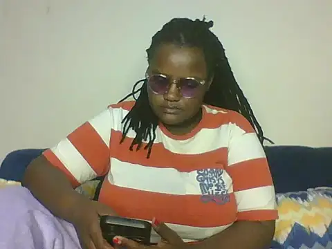 Snapshot of Montel_Montel_ chatting on 03-21-26, 01:21 Montel Montel online show from 03-21-26, 01:21