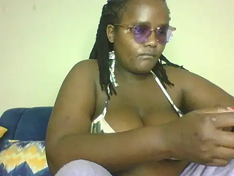 Snapshot of Montel_Montel_ chatting on 03-21-26, 02:09 Montel Montel online show from 03-21-26, 02:09