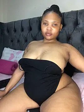 Anaelle24 online show from 02-27-26, 06:57