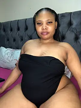 Anaelle24 online show from 05-04-26, 04:08