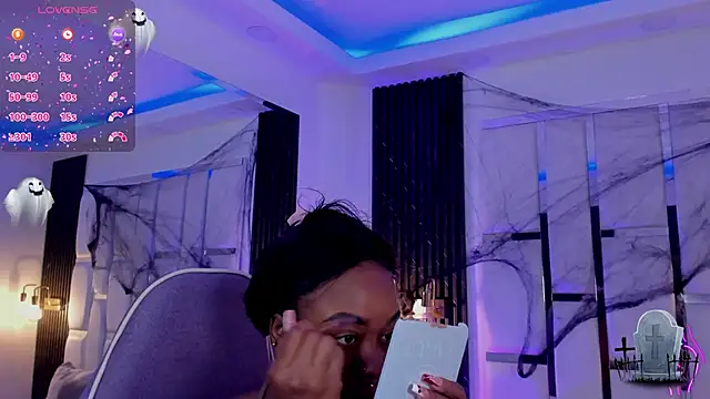 Snapshot of mia_schwarz chatting on 11-03-25, 04:58 mia schwarz online show from 11-03-25, 04:58