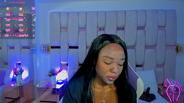 Snapshot of mia_schwarz chatting on 02-11-26, 11:37 mia schwarz online show from 02-11-26, 11:37