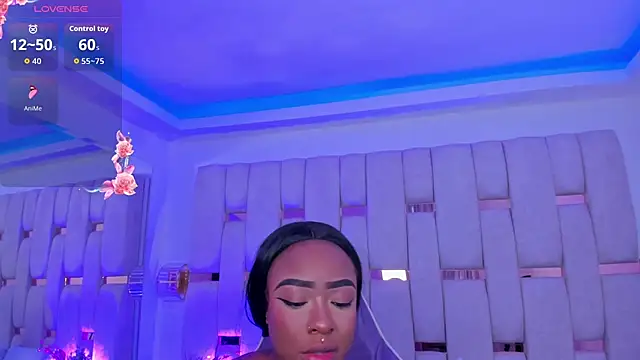 Snapshot of mia_schwarz chatting on 02-12-26, 09:43 mia schwarz online show from 02-12-26, 09:43