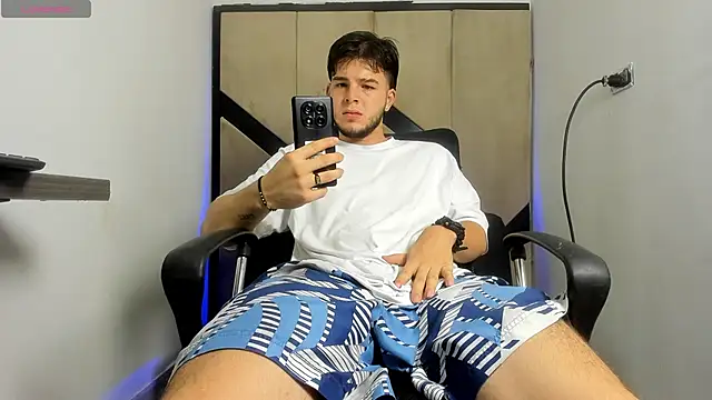 danielclarton1 online show from 02-19-25, 03:16