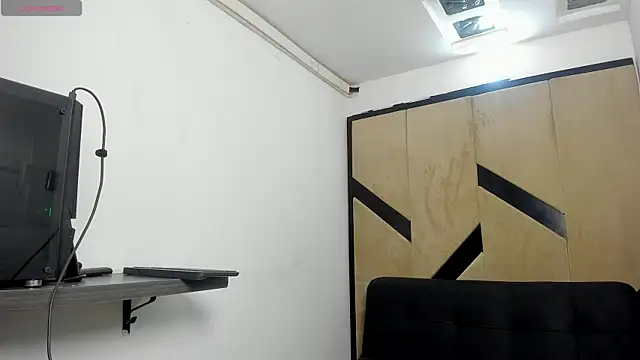 danielclarton1 online show from 03-11-25, 05:38