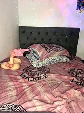 LalitaQueen online show from 11-28-25, 01:19