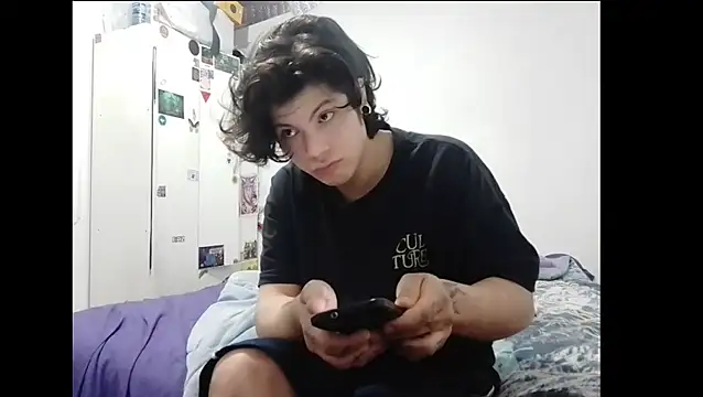 Snapshot of Xtrem3HARDxxx chatting on 09-27-25, 12:26 Xtrem3HARDxxx online show from 09-27-25, 12:26