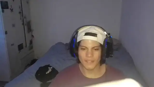 Snapshot of Xtrem3HARDxxx chatting on 10-09-25, 06:33 Xtrem3HARDxxx online show from 10-09-25, 06:33