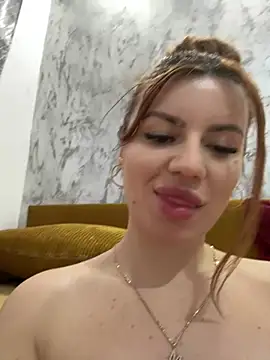 Snapshot of MayaMR chatting on 01-03-25, 11:14 MayaMR online show from 01-03-25, 11:14