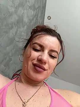 Snapshot of MayaMR chatting on 03-12-25, 05:35 MayaMR online show from 03-12-25, 05:35