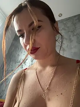 Snapshot of MayaMR chatting on 10-03-25, 08:33 MayaMR online show from 10-03-25, 08:33