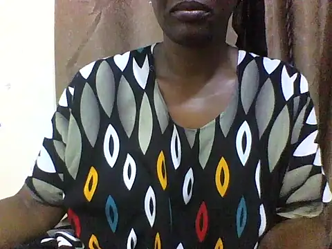 Sweet-piie online show from 03-23-26, 04:22