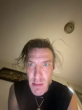 kikiwonderbar online show from 02-20-26, 09:54