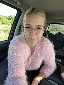 EmyLana online show from 09-27-25, 08:30