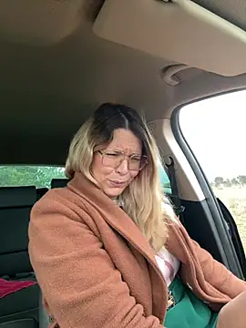 EmyLana online show from 03-06-26, 07:38