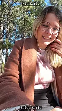 Snapshot of EmyLana chatting on 04-05-26, 07:38 EmyLana online show from 04-05-26, 07:38