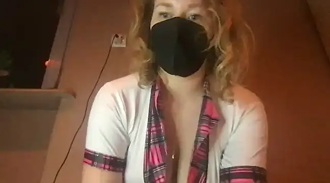 Snapshot of DirtyAlexIs chatting on 12-08-24, 12:18 DirtyAlexIs online show from 12-08-24, 12:18