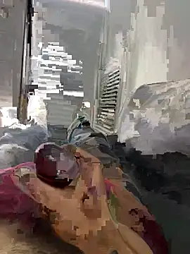 Snapshot of BBoy9797 chatting on 06-10-26, 08:35 BBoy9797 online show from 06-10-26, 08:35