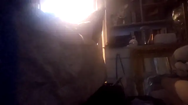 Snapshot of blairfrancis chatting on 10-21-25, 11:05 blairfrancis online show from 10-21-25, 11:05