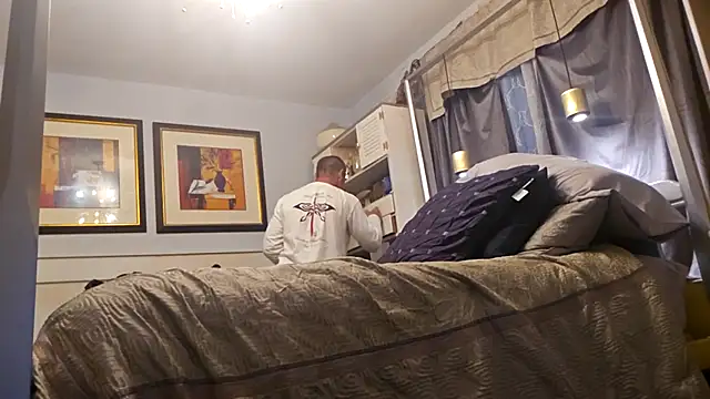 Snapshot of blairfrancis chatting on 10-29-25, 06:20 blairfrancis online show from 10-29-25, 06:20