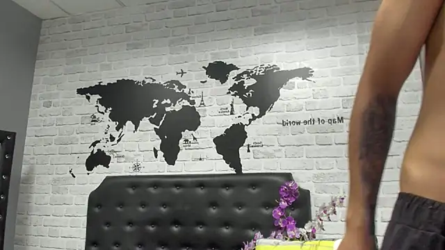 Snapshot of pepe_joness chatting on 02-20-25, 11:31 pepe joness online show from 02-20-25, 11:31