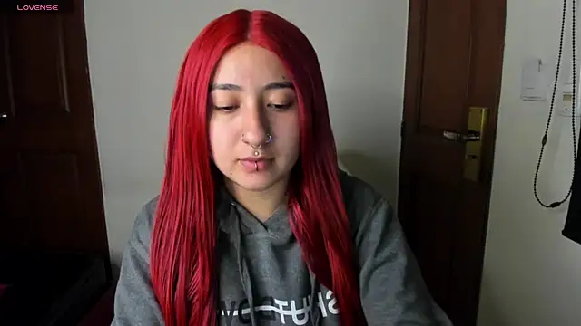 larissa01  online show from 03-22-25, 02:59