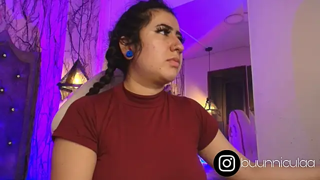 larissa01  online show from 09-10-25, 02:22