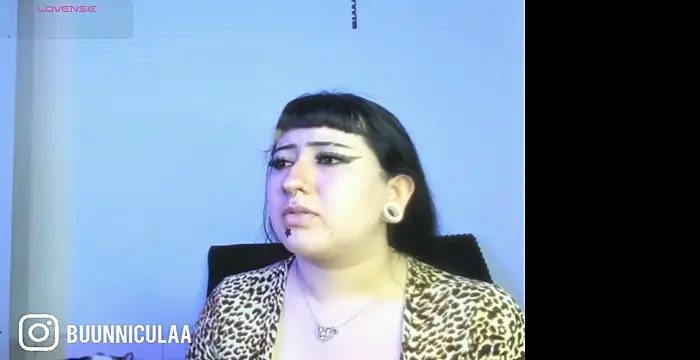 Snapshot of larissa01_ chatting on 02-22-26, 10:19 larissa01 online show from 02-22-26, 10:19