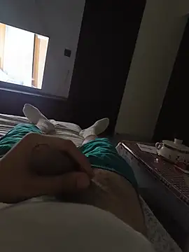 DelhiDick69 online show from 07-10-26, 08:11