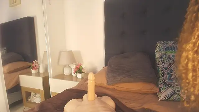 Evelonga 707 online show from 03-18-26, 07:17