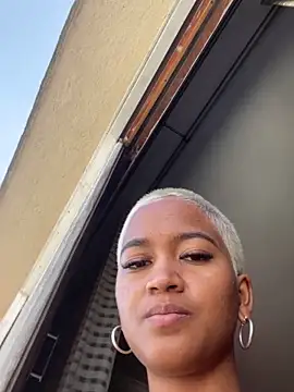 Julieta cooper1 online show from 03-02-25, 04:42