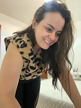 Im Amelia online show from 10-20-25, 01:44