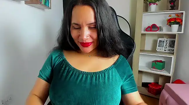 Saylor Lee22 online show from 12-04-24, 06:33