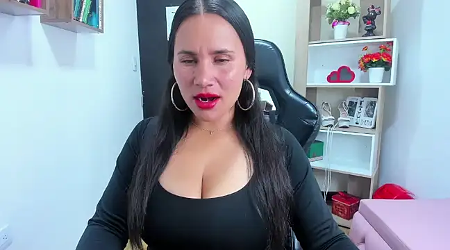 Saylor Lee22 online show from 12-12-24, 03:10