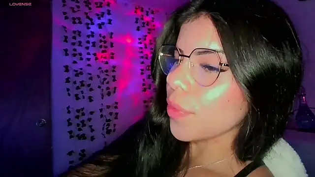 Adararose1 online show from 10-28-25, 02:37