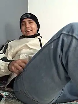 Slow Kmazutra online show from 01-21-25, 07:39