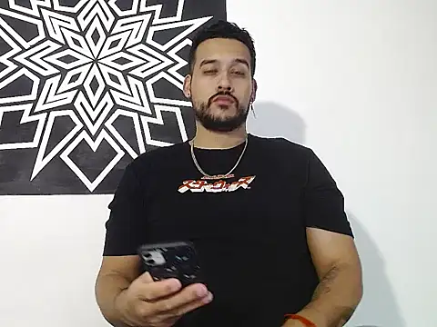  CHRIS-DENNIS  online show from 04-29-26, 03:32