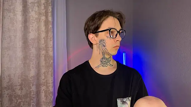 anahori  simon online show from 01-14-25, 09:45