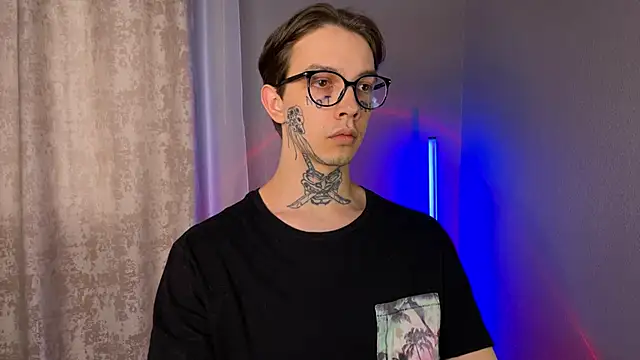 anahori  simon online show from 01-15-25, 01:09