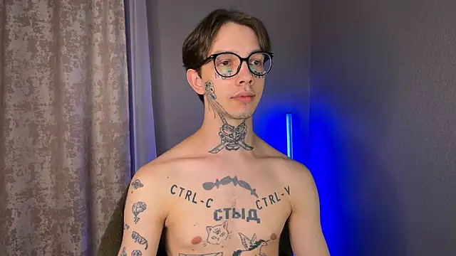 anahori  simon online show from 01-17-25, 09:50