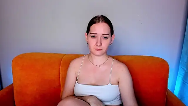 Snapshot of AlinaVice chatting on 02-03-25, 07:40 AlinaVice online show from 02-03-25, 07:40