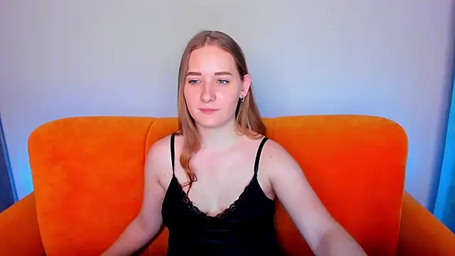 Snapshot of AlinaVice chatting on 02-12-25, 07:13 AlinaVice online show from 02-12-25, 07:13