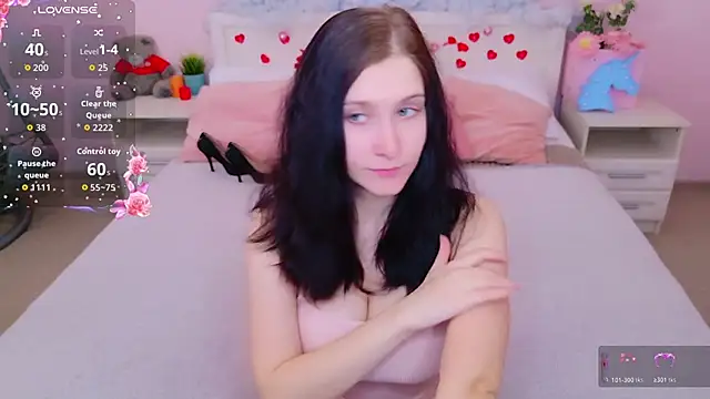 Snapshot of SarahStanley chatting on 04-09-26, 04:12 SarahStanley online show from 04-09-26, 04:12