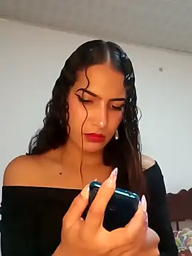 Lanna hott  online show from 01-02-25, 01:51