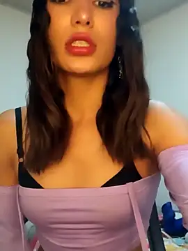 Lanna hott  online show from 01-07-25, 03:23