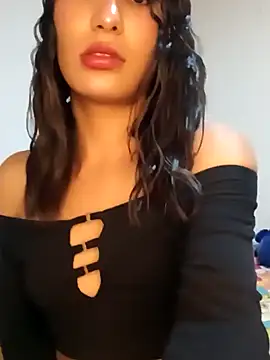 Lanna hott  online show from 01-17-25, 06:23