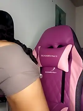 Lanna hott  online show from 05-03-26, 02:01