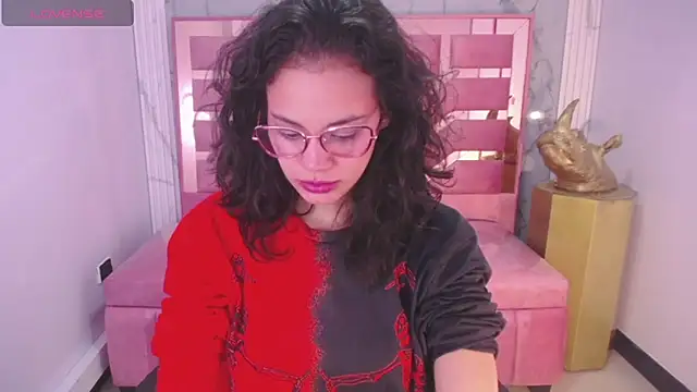 Snapshot of Tyna_ch chatting on 01-02-25, 04:24 Tyna ch online show from 01-02-25, 04:24