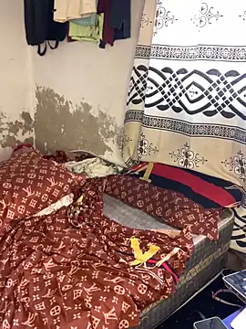 Snapshot of bad-boy-2002 chatting on 01-10-25, 04:41 bad-boy-2002 online show from 01-10-25, 04:41