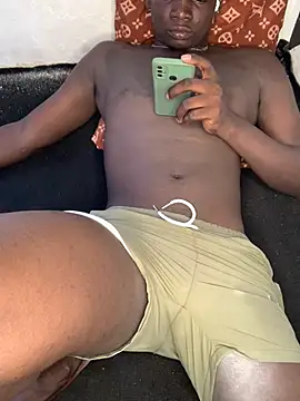 Snapshot of bad-boy-2002 chatting on 02-20-25, 12:04 bad-boy-2002 online show from 02-20-25, 12:04